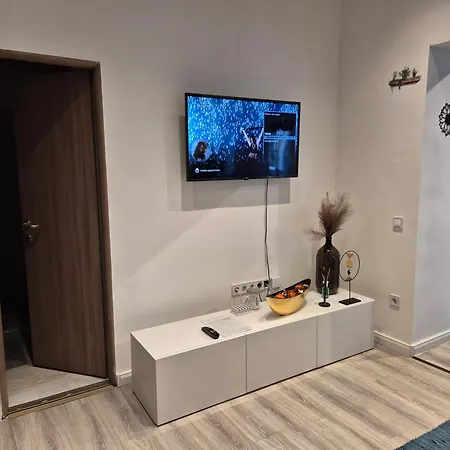 Apartmán Damjanich 51- Lovely 3bedroom